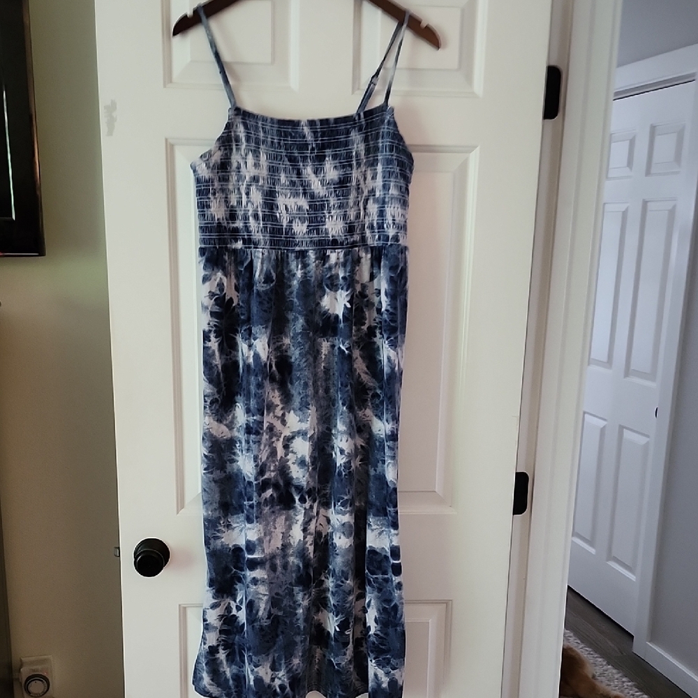 Old Navy Blue and White Maxi Dress